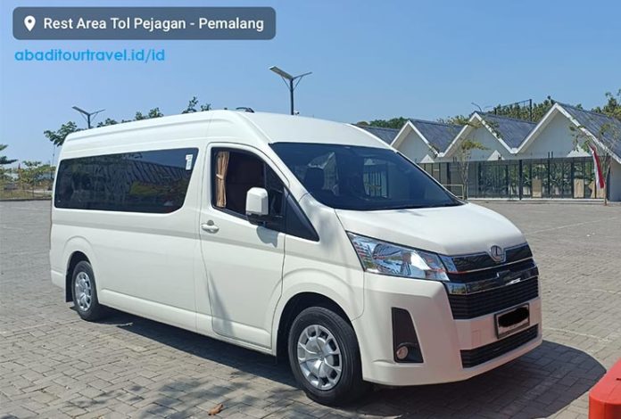 Sewa Hiace Luxury Jakarta Premio dan Commuter Sewa Hiace Luxury Jakarta Premio dan Commuter